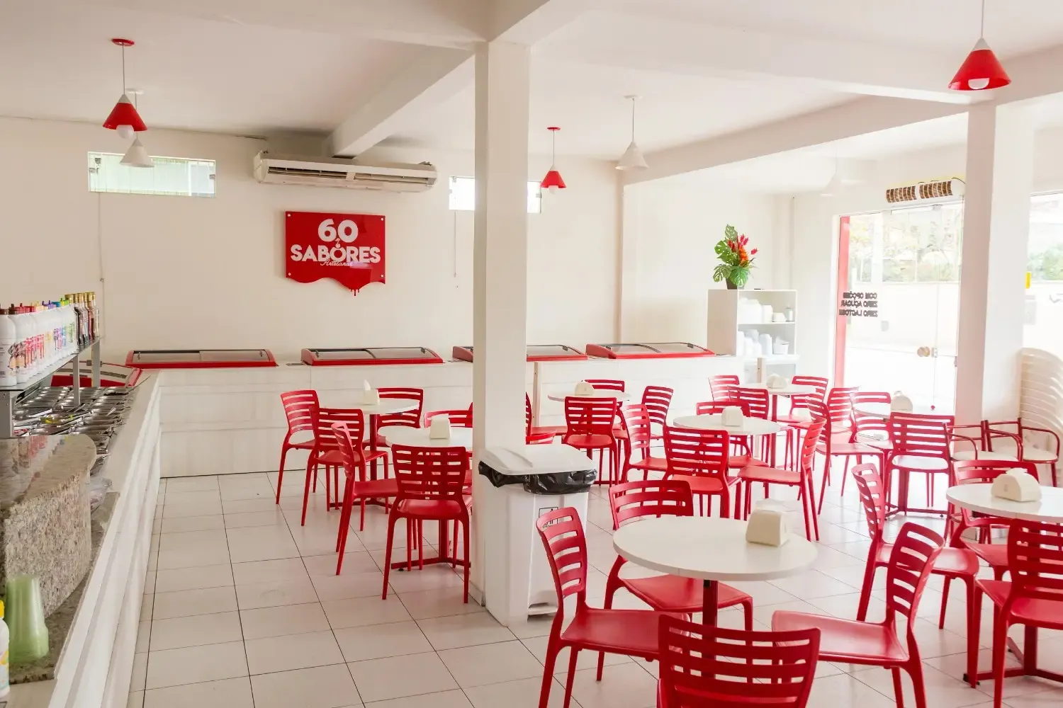 Salão de uma loja 60 Sabores Artesanal